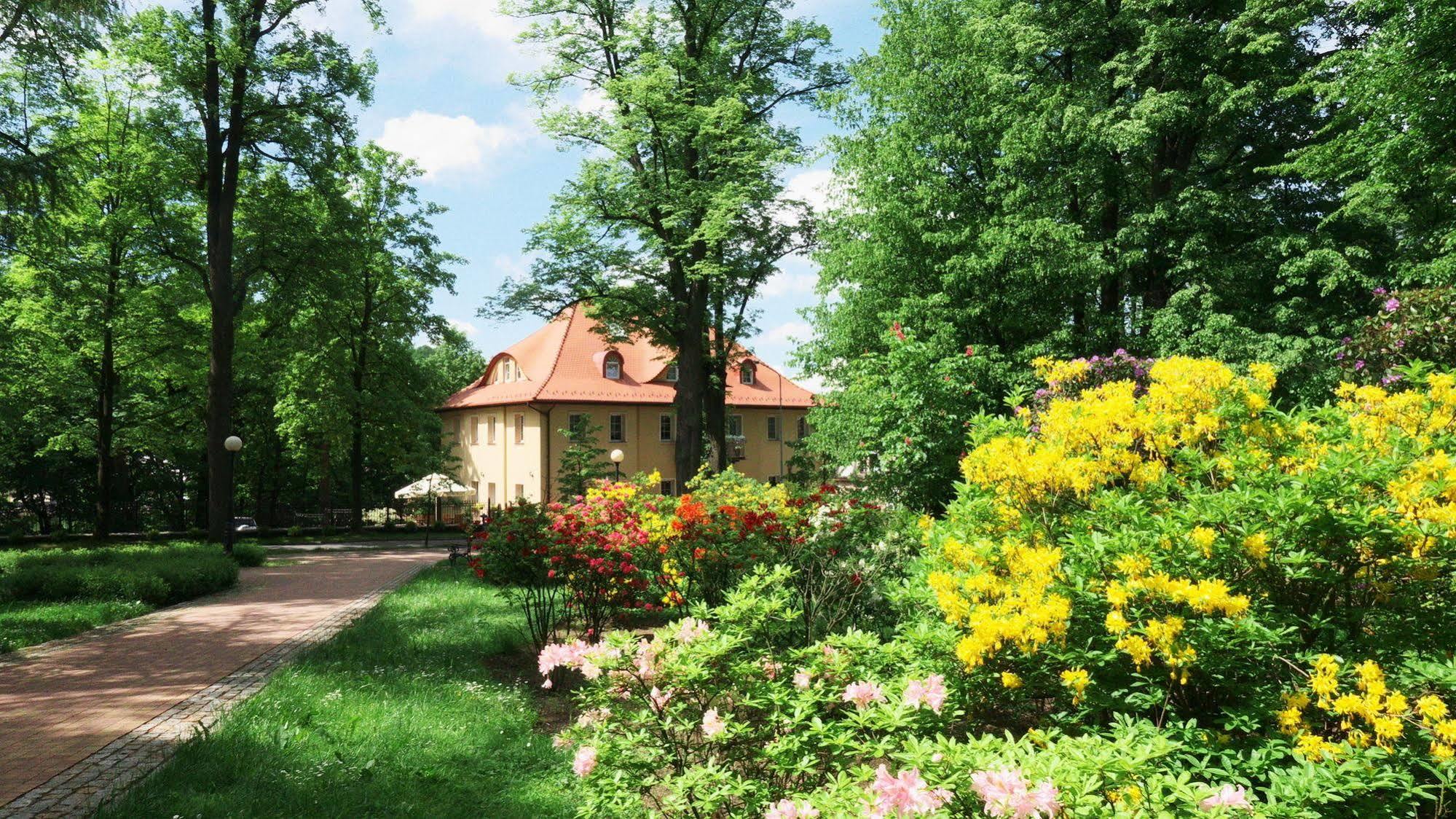 Rezydencja Grawert Boutique & Spa Лёндек-Здруй Экстерьер фото